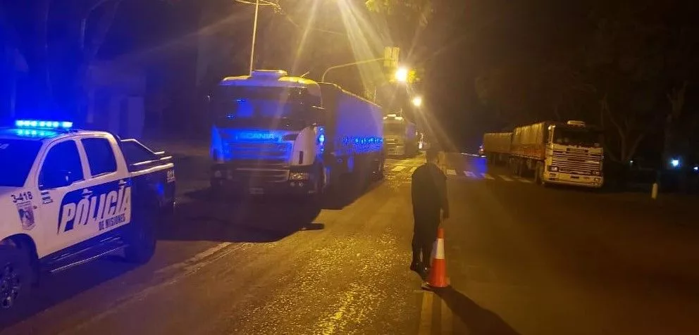 Seis camiones sojeros retenidos en la madrugada 