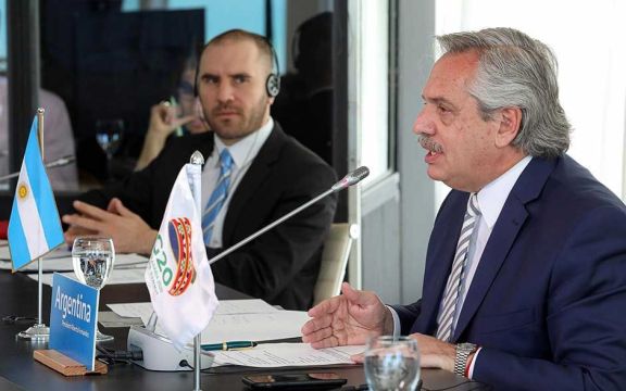 Alberto y Guzmán viajarán a Europa para negociar la deuda Alberto y Guzmán viajarán a Europa para negociar la deuda
