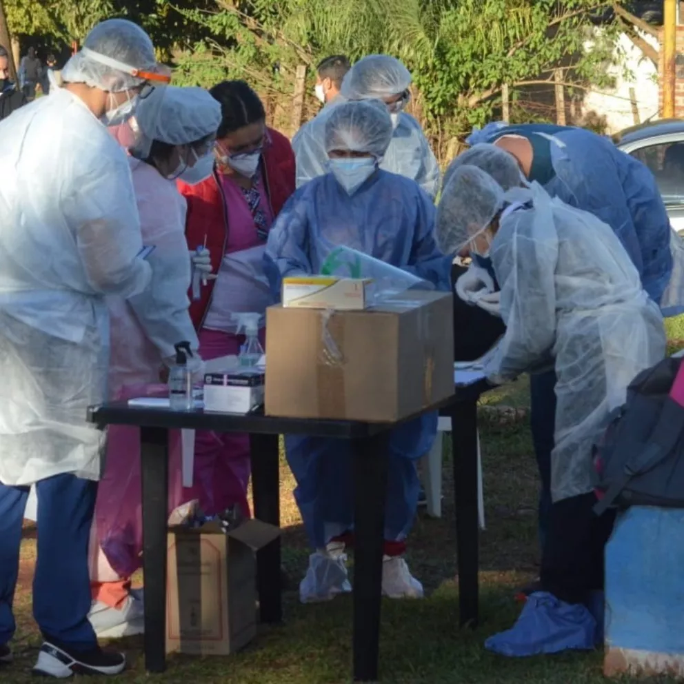 Covid-19: dos nuevos fallecidos en Santo Tomé, que decidió intensificar la vacunación