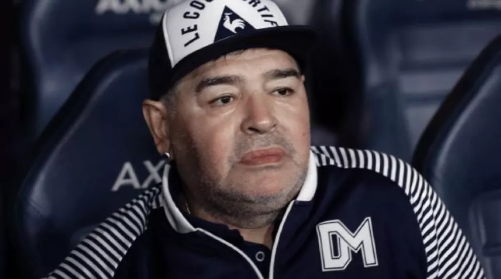 Causa Maradona: la psiquiatra y el psicólogo presentaron sus disidencias a la junta médica