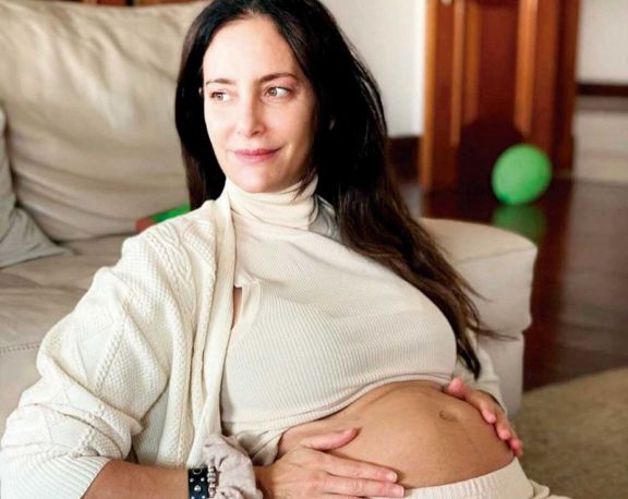 Lucha Aymar mostró fotos de su embarazo