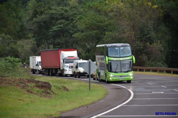 Despus de 8 horas docentes autoconvocados levantaron el corte en San Ignacio