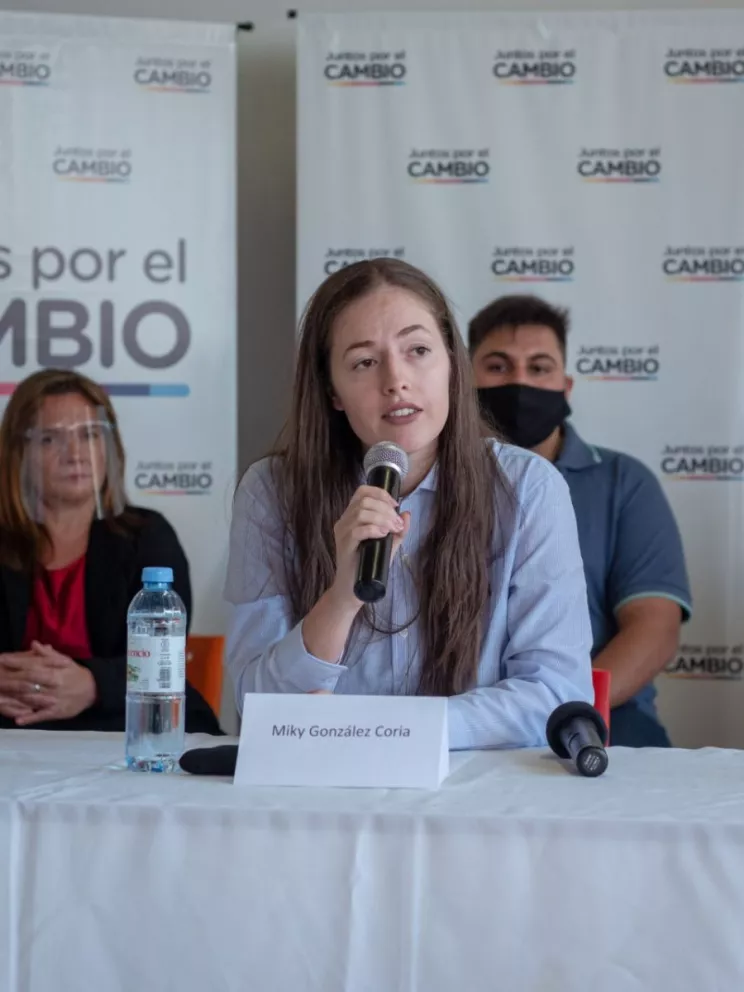 Mikaela González Coria insta a los jóvenes a involucrarse en política