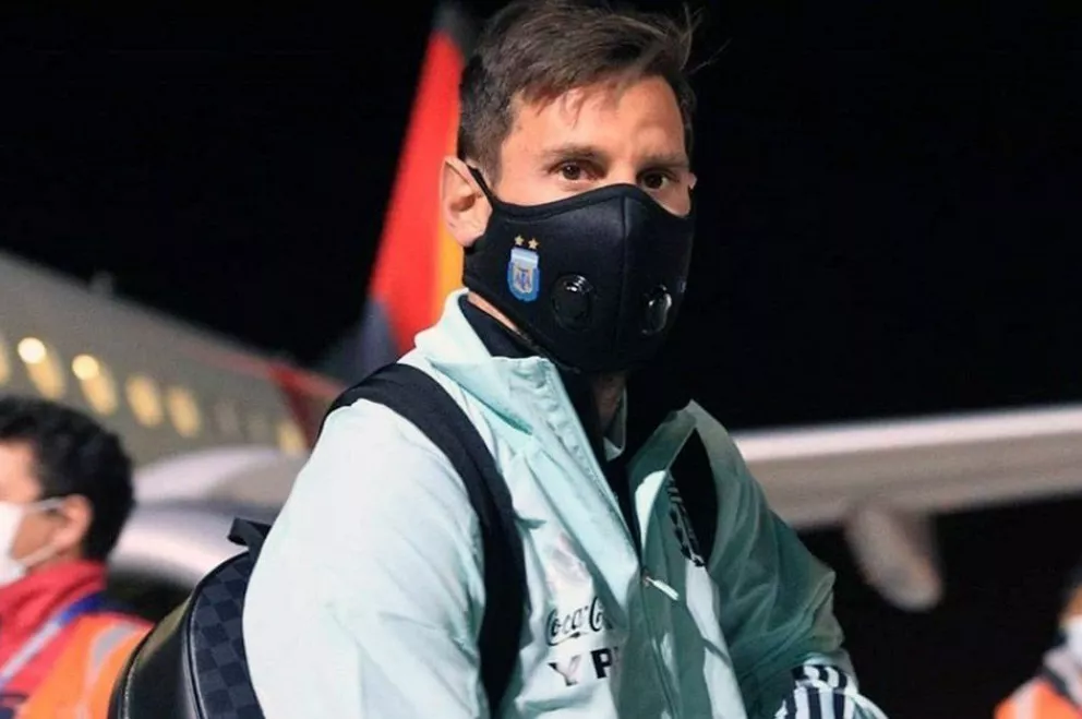 Messi llegó al país y se suma al seleccionado argentino en el predio de Ezeiza