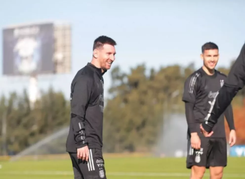 Messi participó en Ezeiza del primer entrenamiento de la Selección Argentina