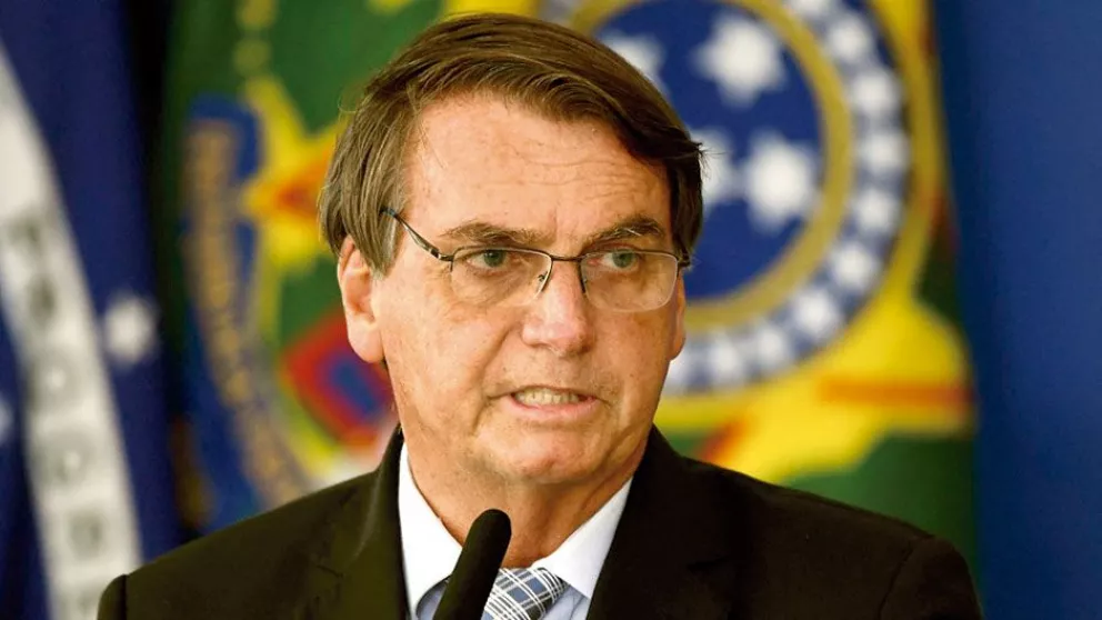 Pese a la alerta, Bolsonaro pide a la Corte prohibir cuarentenas