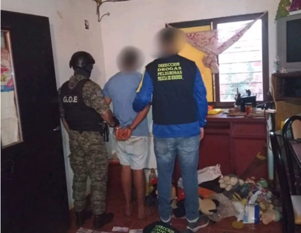 Desbaratan kiosco narco y detienen a cuatro personas en Itaembé Miní