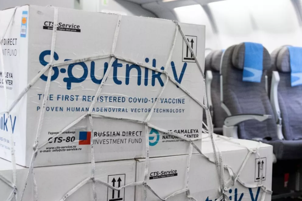 Partió un nuevo vuelo de Aerolíneas para traer más vacunas desde Moscú