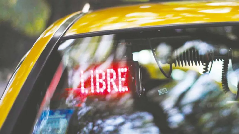 El servicio de taxis podría subir entre un 25 y 30 por ciento en Posadas