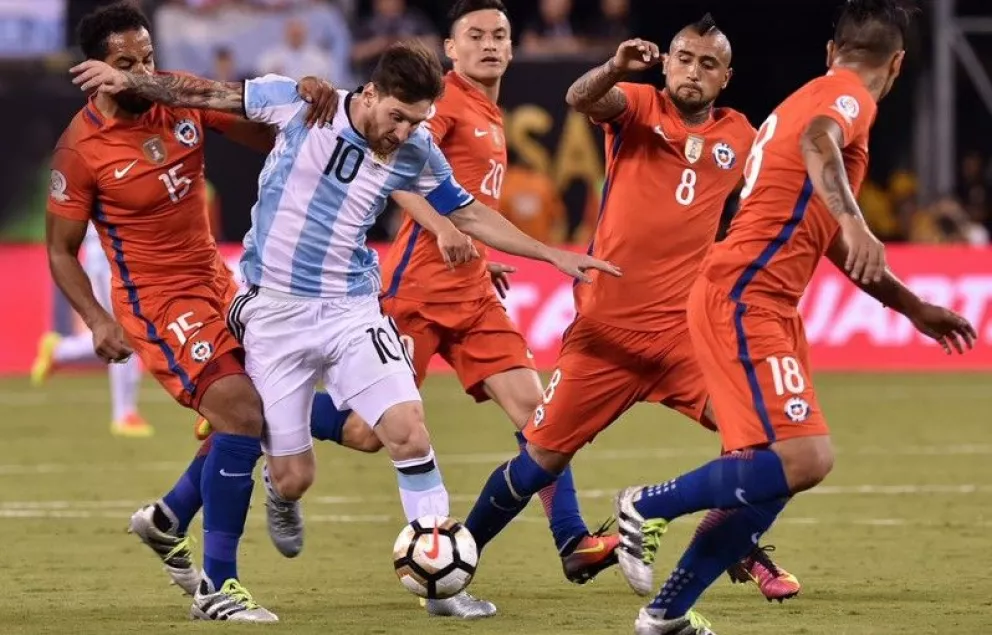Argentina debuta en la Copa América ante Chile 