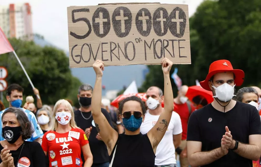 Brasil llegó a 500 mil muertos y hubo protestas contra Bolsonaro