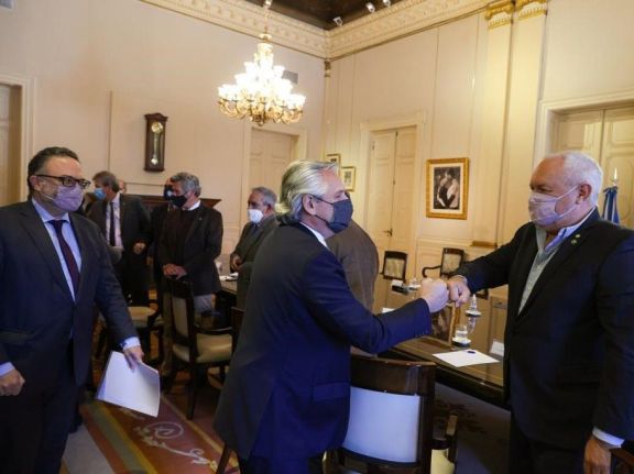 Nuevo esquema exportador de carne: Fernández está reunido con representantes del sector ganadero