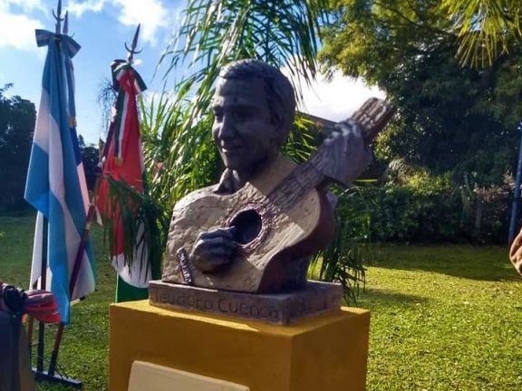 Oberá: descubrieron un busto en homenaje a Teodoro Cuenca, padre del chotis misionero