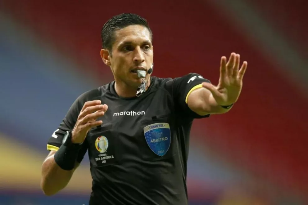  Jesús Valenzuela será el árbitro de Argentina - Colombia por las semis de Copa América