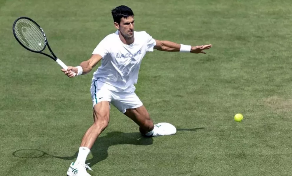 Djokovic despidió al último sudamericano y avanza a cuartos en Wimbledon