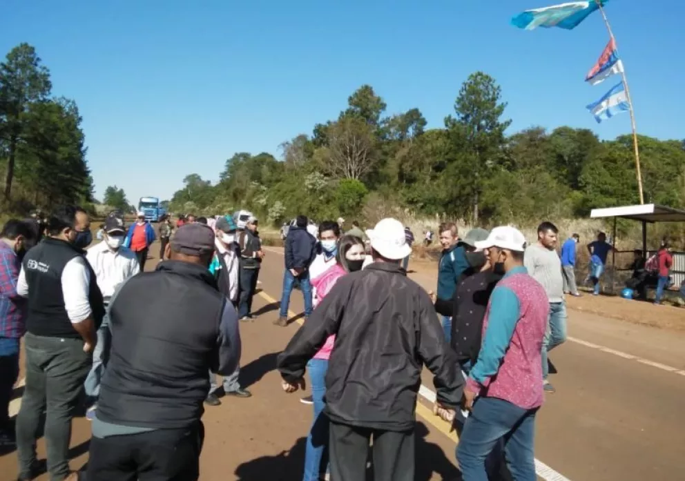 Desalojados continúan con el corte de ruta en Fracrán 