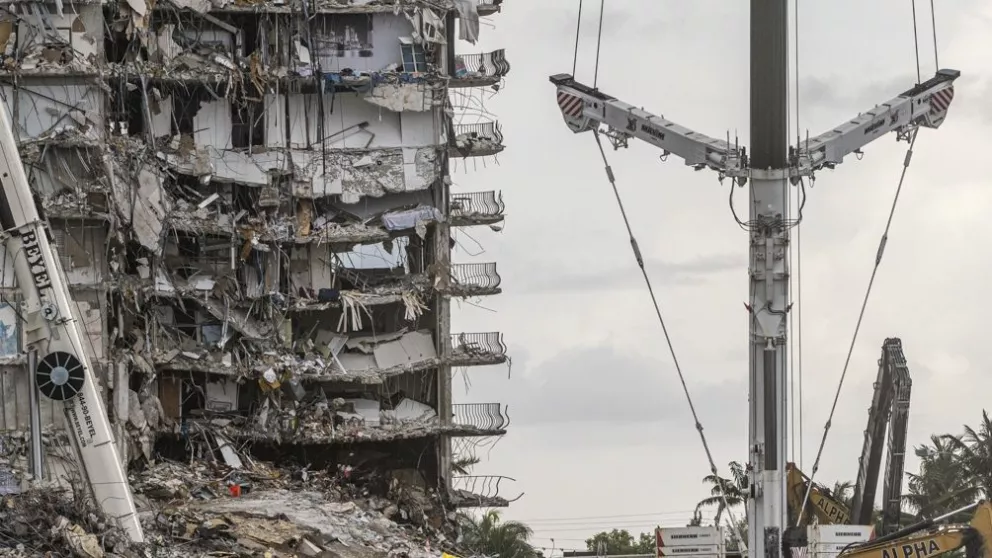 Identifican el cuerpo de un tercer argentino entre los escombros del edificio derrumbado en Miami