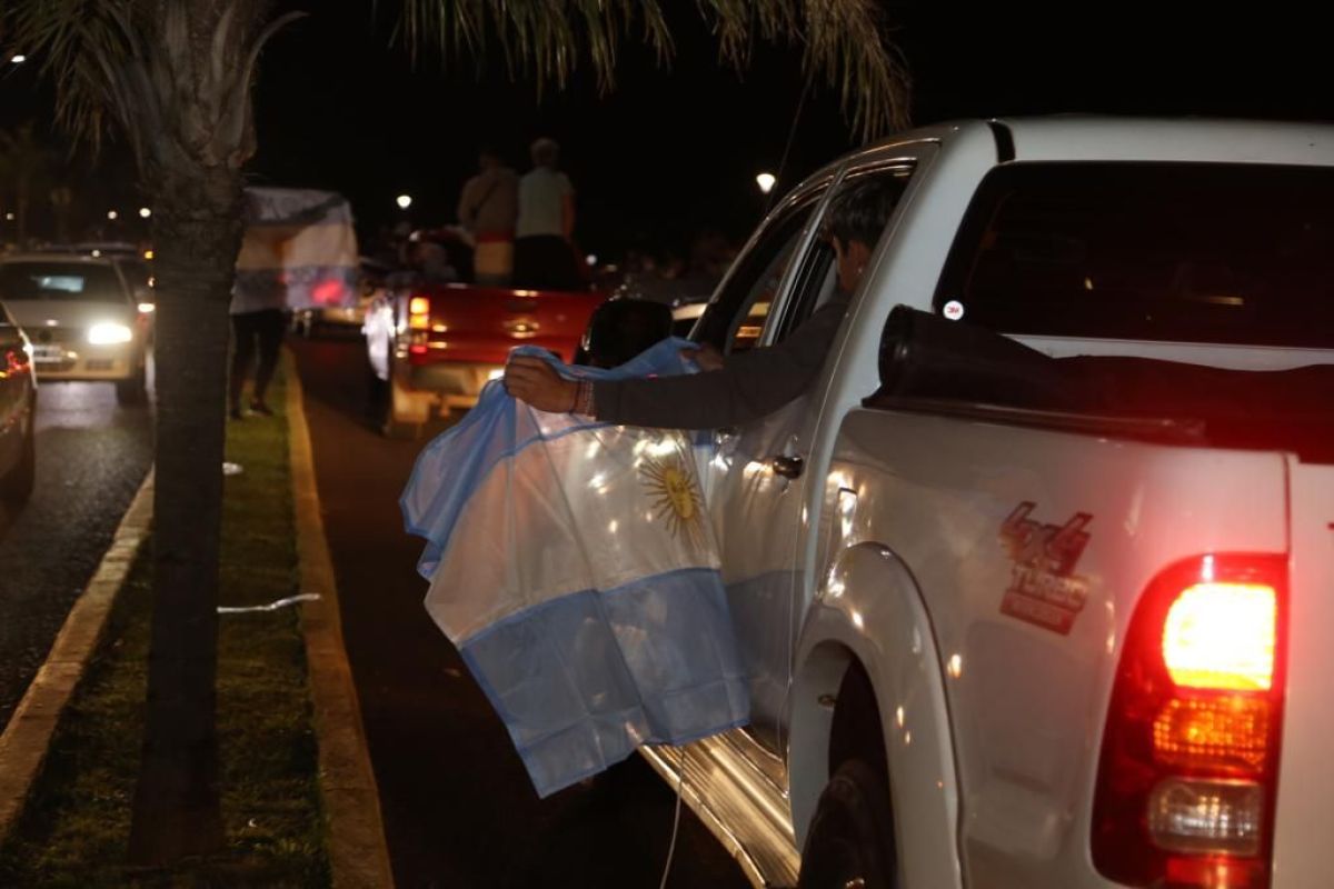 La Costanera de Posadas, pura fiesta por el título de la Selección Argentina en la Copa América La Costanera de Posadas, pura fiesta por el título de la Selección Argentina en la Copa América