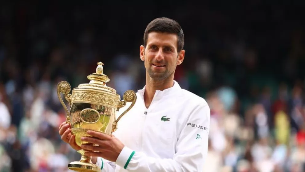 Djokovic ganó Wimbledon por sexta vez y alcanzó el récord de 20 títulos de Grand Slam